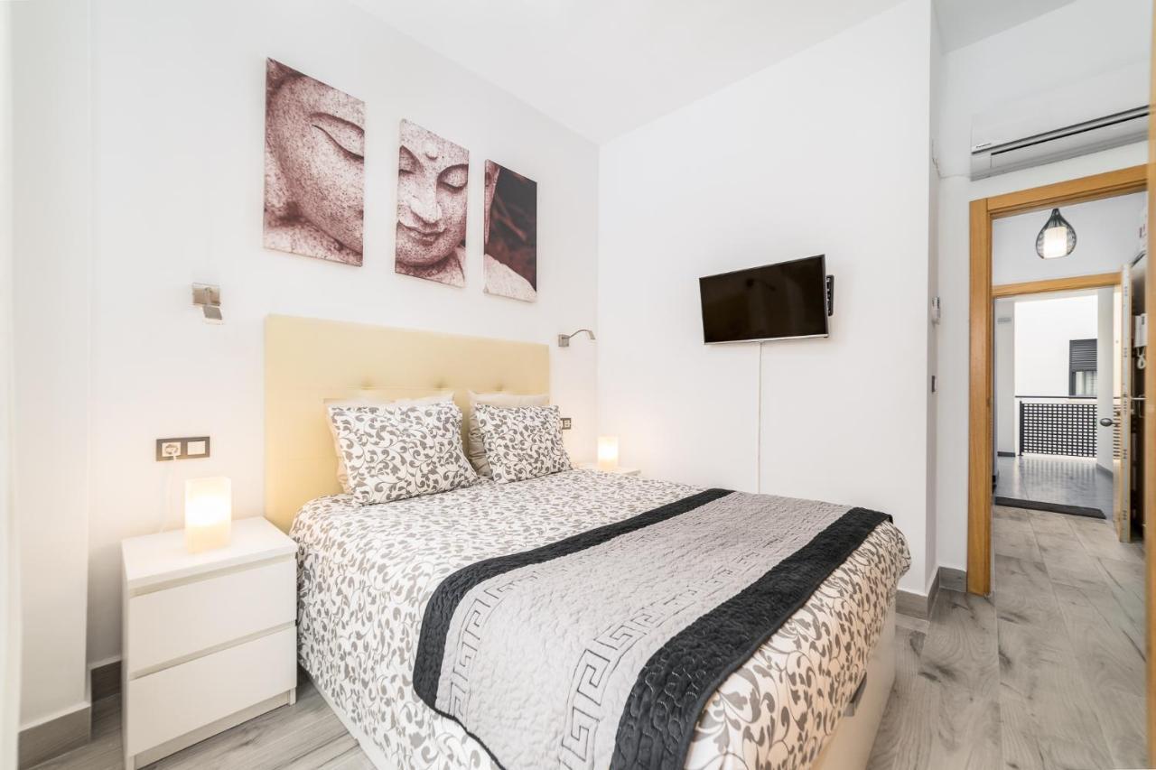 Malaga Suite Picasso With Swimming Pool And Parking In The Center! Εξωτερικό φωτογραφία