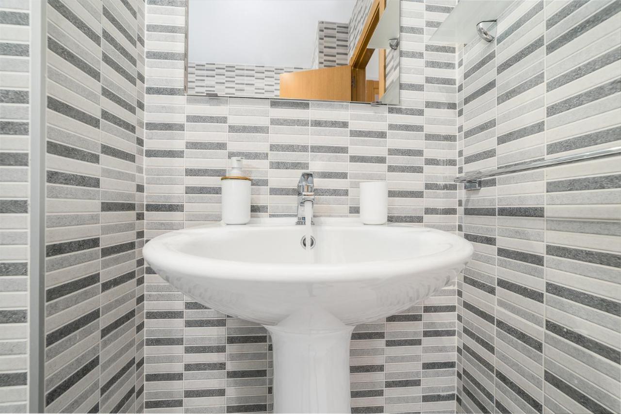 Malaga Suite Picasso With Swimming Pool And Parking In The Center! Εξωτερικό φωτογραφία