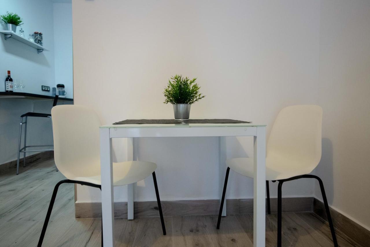 Malaga Suite Picasso With Swimming Pool And Parking In The Center! Εξωτερικό φωτογραφία